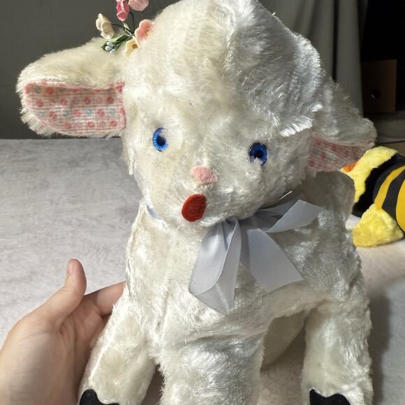 Vtg 60s Stuffed Lamb Carnival Plush Animal Charming Original Charm Toys Kitschy - Picture 3 of 5